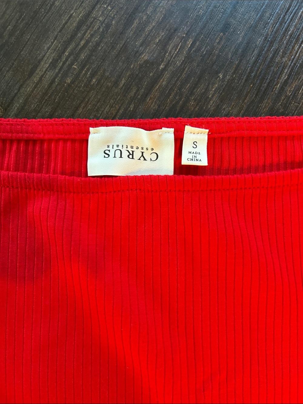 Cyrus Bright Red Ribbed Short Sleeve Tee - Picture 3 of 3
